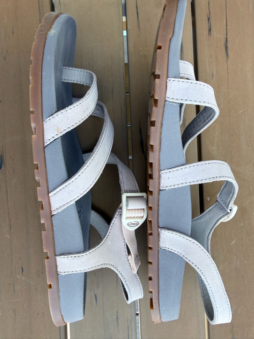 NWOT Chaco Women's Light Gray Strappy Slingback Sandals - Picture 5 of 6
